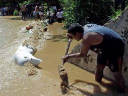 Habitantes del municipio de Salina Cruz resultaron afectados por las recientes lluvias registradas en la entidad. EL UNIVERSAL  /