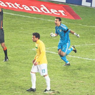 Paraguay tumba al campeón