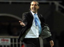 Aficionados culpan a Sergio Batista por el mal desempeño de la Selección de Argentina en Copa América. MEXSPORT  /