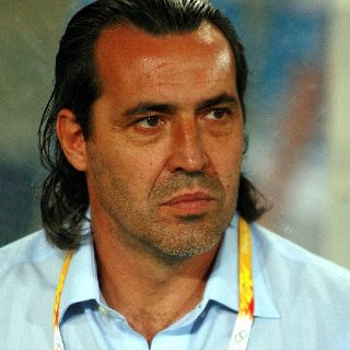 Batista seguirá al frente de Argentina