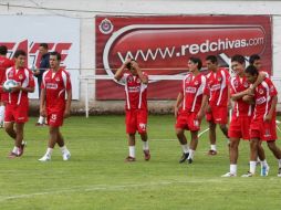 Jugadores del Club Chivas, durante sesión de entrenamiento en Verde Valle. A.CAMACHO  /