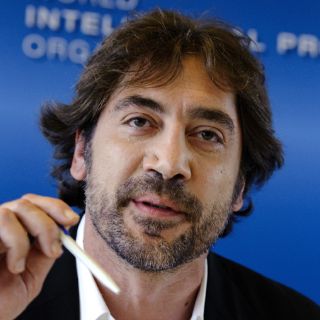 La piratería es un delito que priva de derechos a muchas familias: Bardem