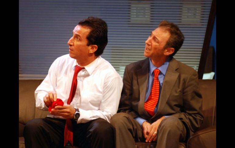 Un diputado federal planea pasar la noche con la secretaria del líder parlamentario de la oposición y empieza el desastre. EL UNIVERSAL  /