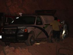 Ambos cuerpos tenían cubiertos los ojos y la boca con cinta plástica y las manos atadas a la espalda. ARCHIVO  /