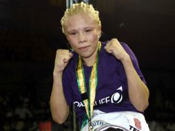 Irma Sánchez siente todo el apoyo de los aficionados al deporte de los puños. MEXSPORT  /