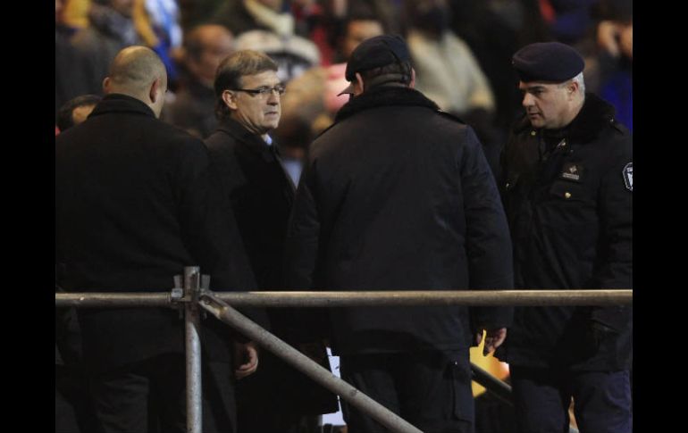 El DT Gerardo Martino fue expulsado del partido de la semifinal de Paraguay y Venezuela. EFE  /