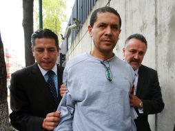 Deberá permanecer con el dispositivo al menos 20 días, mientras se resuelve la solicitud de aprehensión de la PGR. EFE  /