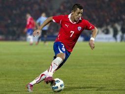 El jugador chileno, Alexis Sánchez, entrará como refuerzo al equipo de Barcelona. MEXSPORT  /