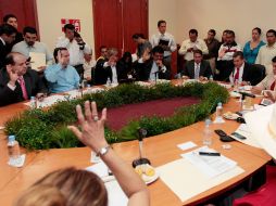 La Comisión de Responsabilidades del Congreso, solicitará información de pagos extraordinarios aprobados por las Legislaturas. A.GARCÍA  /