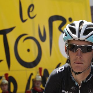 Andy Schleck se viste de amarillo en el Tour de Francia