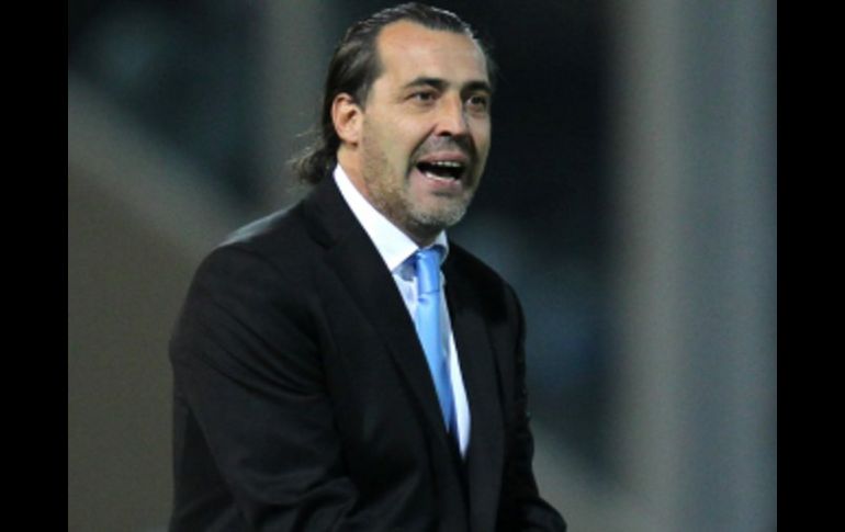 El técnico, Sergio Batista, podría ser distitudo de su puesto por su el mal desempeño mostrado en Copa América. EFE  /