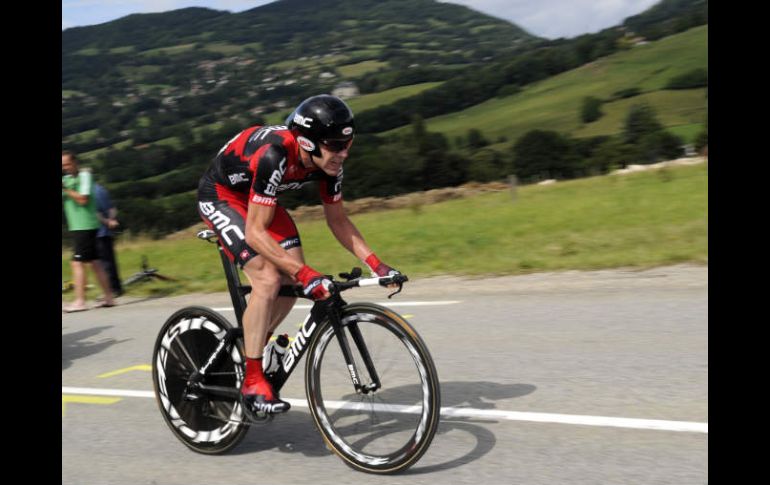 Evans durante la penúltima etapa del Tour de Francia, ahora él es líder. AFP  /