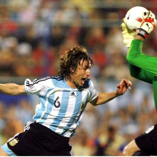 La Roma contrata a Gabriel Heinze