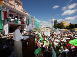 Velasco Coello negó que los elementos multitudinarios sean para promoverse en estas elecciones del 2012. NTX  /