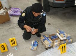 Además de las drogas, se decomisaron cuatrimotos, armas, cartuchos y ropa de camuflaje. NTX  /