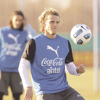 Uruguay vela armas para la final