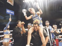 Irma Sánchez celebra su victoria sobre la panañema Carlota Santos. S. NÚÑEZ  /