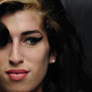 Amy Winehouse desata fiebre por sus únicos dos discos