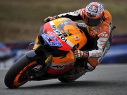 El conductor de Honda Moto GP Casey Stoner durante la tercer práctica libre deel Gran Premio de Mazda. REUTERS  /