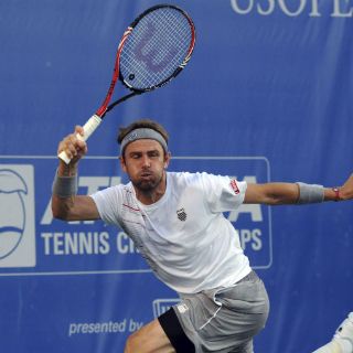 Tenis: Fish remonta ante Isner en el torneo