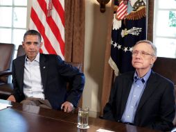El presidente Barack Obama y el líder de la mayoría demócrata en el Senado, Herry Reid, en una reunión el sábado. REUTERS  /