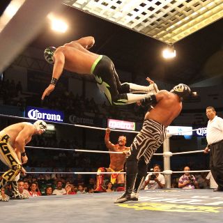 Los Técnicos se llevan la lucha estelar