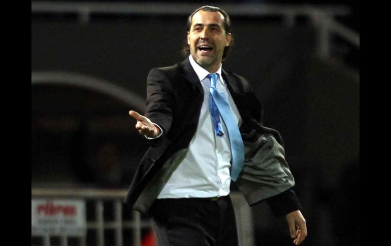 El técnico, Sergio Batista, permaneció por sólo ocho meses de manera oficial en su cargo. MEXSPORT  /