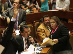 La remodelación del recinto de sesiones y la instalación de equipo digital, tuvo un costo de cuatro millones de pesos. A. CAMACHO.  /