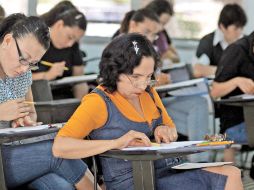 Los maestros fallan en el Artículo Tercero de la Constitución, que se refiere al derecho a la educación. EL UNIVERSAL  /