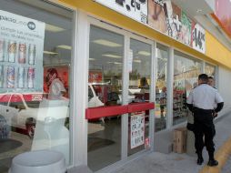 Tiendas de conveniencia eran visitadas por el cuarteto de Tlajomulco, recién detenido y quienes tenían historial delictivo. ARCHIVO  /