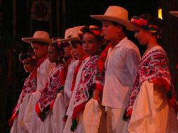 Los niños tienen un importante papel en el desarrollo de las manifestaciones culturales y viceversa. ARCHIVO  /