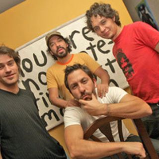 Se luce Troker con musicalización de filme silente ‘El automóvil gris’