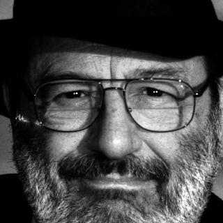 Contra Eco y su reescritura