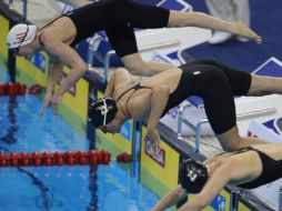 Competencia de relevo de los 4 x 200 libres en la ramafemenil del Mundial de Natación. AFP  /