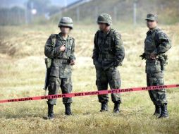 Alrededor de las 14:00 horas de ayer se registró el primero de los seis enfrentamientos entre soldados y sicarios. ARCHIVO  /