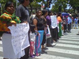 La Avenida 16 de Septiembre permaneció cerrada a la circulación por los manifestantes, por periodo de una hora. F. RAMÍREZ  /