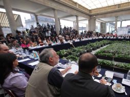 El diálogo entre el Congreso y el movimiento Por la paz con justicia y dignidad en el Castillo de Chapultepec. EL UNIVERSAL  /