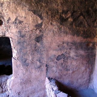 Descubren restos de pintura mural en Paquimé