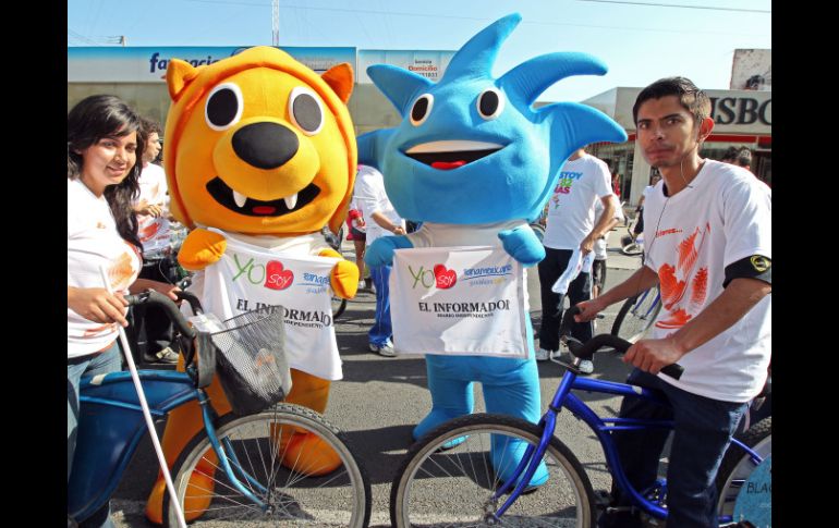 En la preparación de los panamericanos hubo un encuentro de ciclistas que salieron del Metropolitano y parque Revolución. ARCHIVO  /