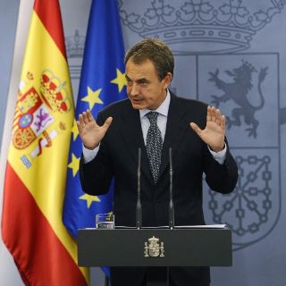 Zapatero adelanta al 20 de noviembre las elecciones generales