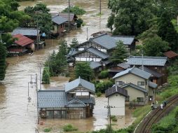 Vista aérea de las inundaciones en la localidad de Tokamachi, en Niigata. REUTERS  /