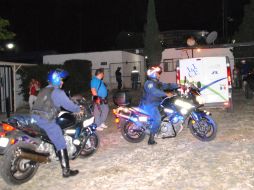 Autoridades resguardan el área del crimen, en el municipio de Tlaquepaque. ESPECIAL  /