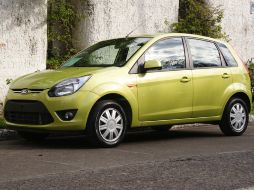 El Ikon Hatch, con su motor de cuatro cilindros y 1.6 litros. M. CASTILLO  /