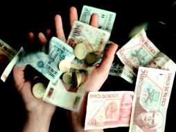 Entre enero y junio este año, el sector público gastó 1.65 billones de pesos. ARCHIVO  /