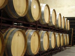 Seleccionan de manera especial las maderas de las barricas de reposo y las bodegas donde se tendrá el producto. ARCHIVO  /