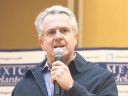 Santiago Creel insiste en invitar a sus contendientes a renunciar a puestos públicos. EL UNIVERSAL  /