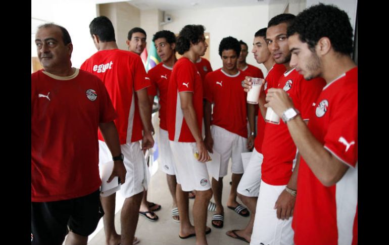 La selección Sub-20 de Egipto durante una reunión en el hotel en Barranquilla. EFE  /