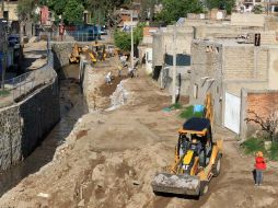 Trabajos de reconstruucción en la colonia La Martinica. A. CAMACHO  /
