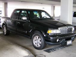 Los modelos afectados son los F-150, F-250 y los Lincoln Blackwood (en la imagen). ARCHIVO  /