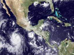 'Emily' se desplaza al oeste a una velocidad de 22 kilómetros por hora. AFP  /